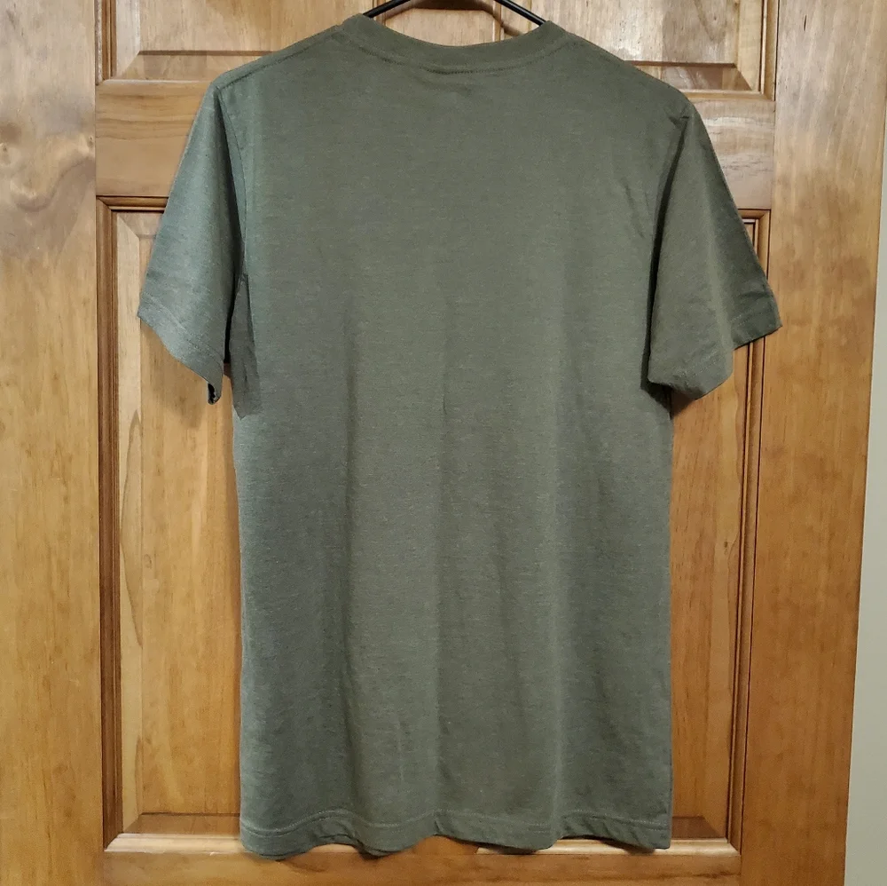 NWOT Thankful Grateful Blessed t-shirt - Picture 3 of 5